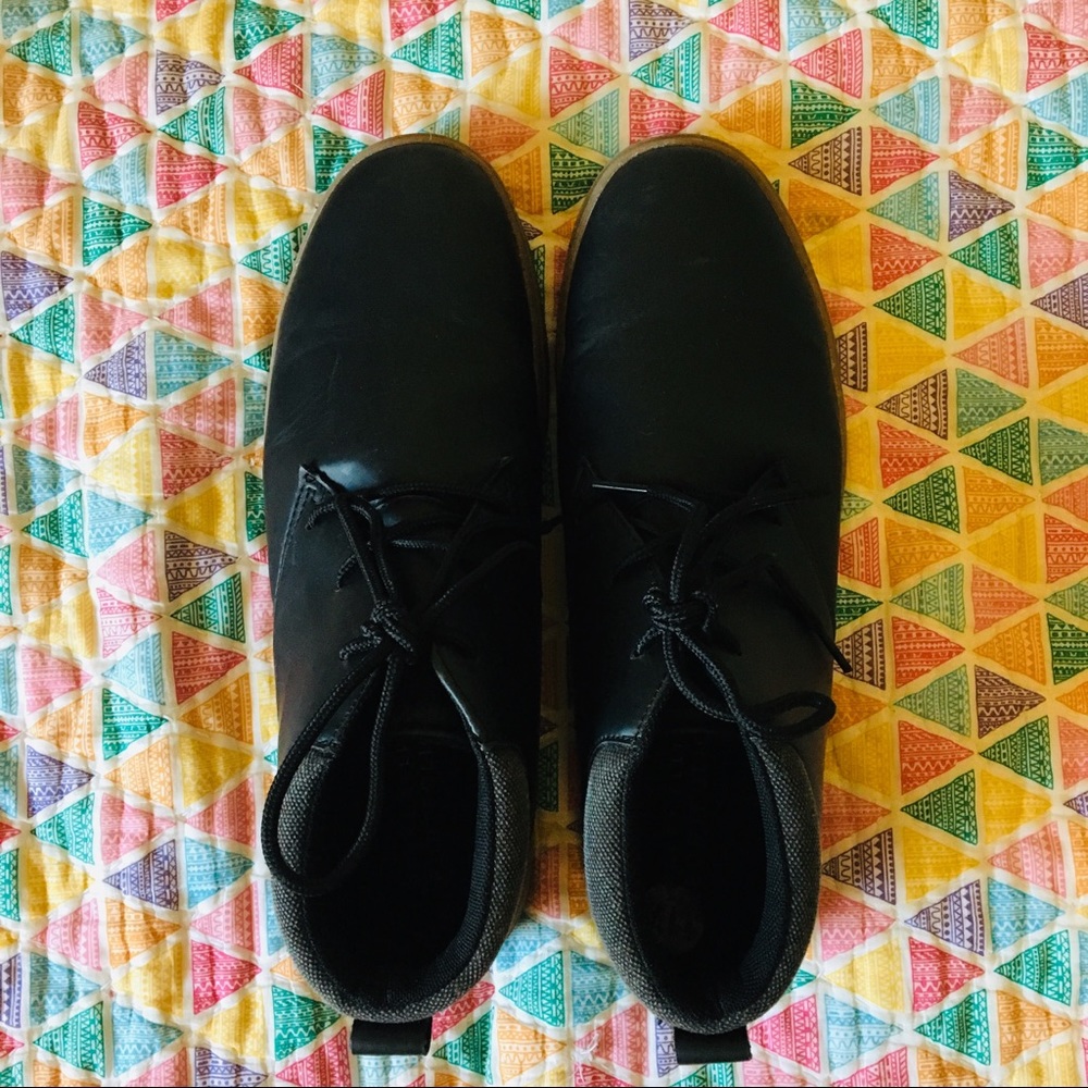 Perry Ellis Portfolio Men’s Ankle Boots.